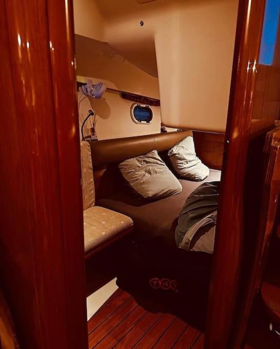 Nuit, A Quai Hotel La Rochelle  Kültér fotó
